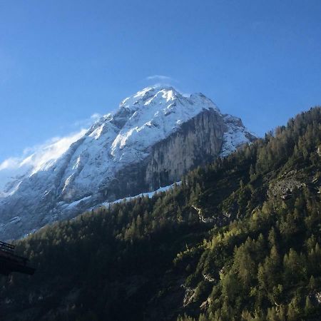 Ferienwohnung Ai Piedi Della Marmolada Canazei Exterior foto